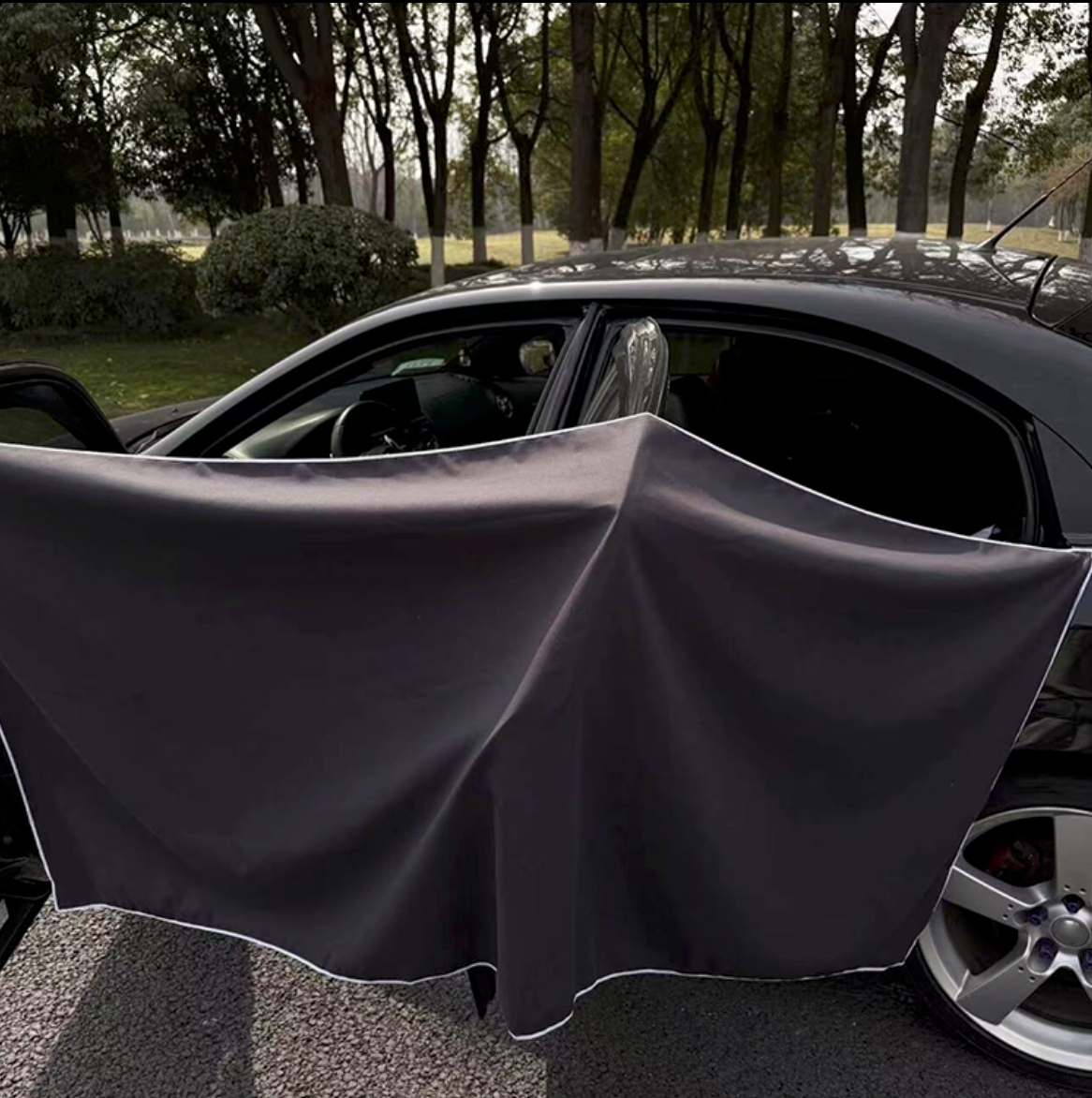 Magnetic Towel - Il telo che non scappa